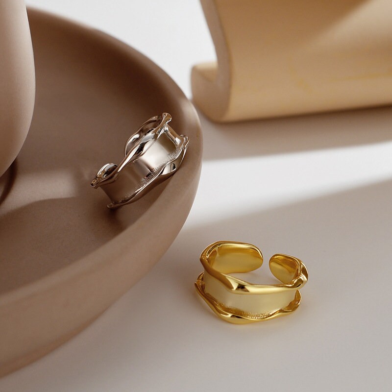 Gold wave ring, Irregular Thick Band, Cool Minimalist Ring, Dainty Ring, Streetwear Ring, Hollow Ring, Unique Ring, Gold Simple Ring