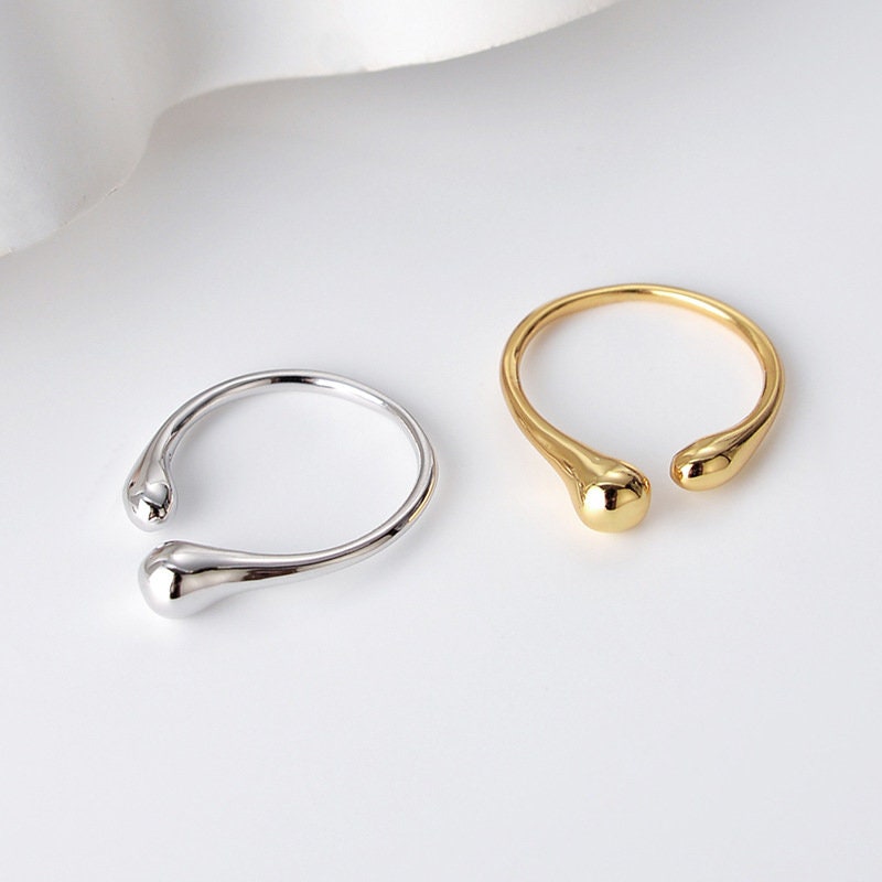 Minimalist Water Drop Ring