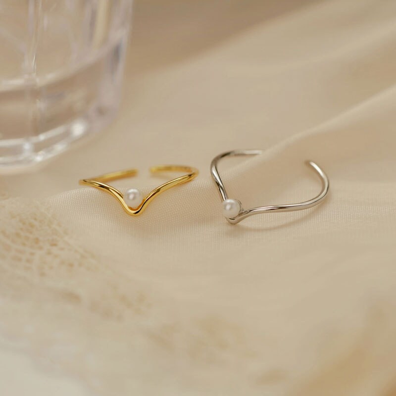 Pearl ring, Minimalist ring, Thin ring, Tiny ring, Simple ring, Stacking  Dainty ring, Shiny ring, Adjustable Pearl Ring, Dainty Pearl Ring