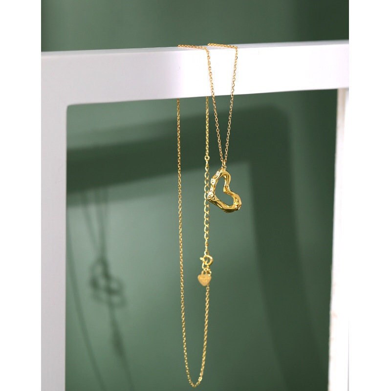 Hammered Heart Necklace, Heart Initial Disc, Mother's Necklace, Dainty Necklace, Silver Heart Necklace, Open Heart Necklace, Heart Necklace