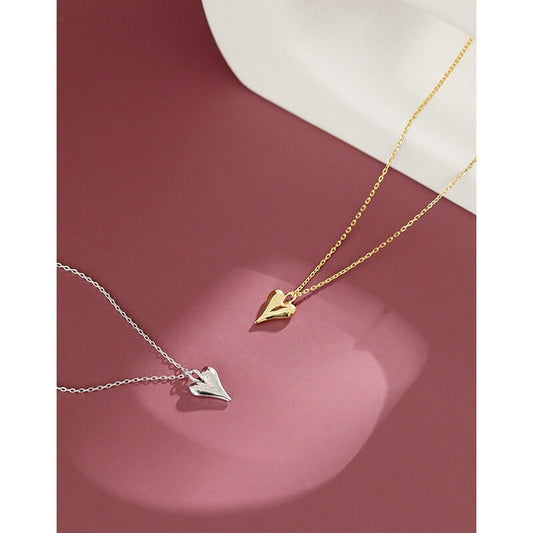 Dainty Heart Necklace, Tiny Heart Necklace, Heart Necklace, Silver Heart Necklace, Layered Necklace, Everyday Jewelry, Simple Necklace