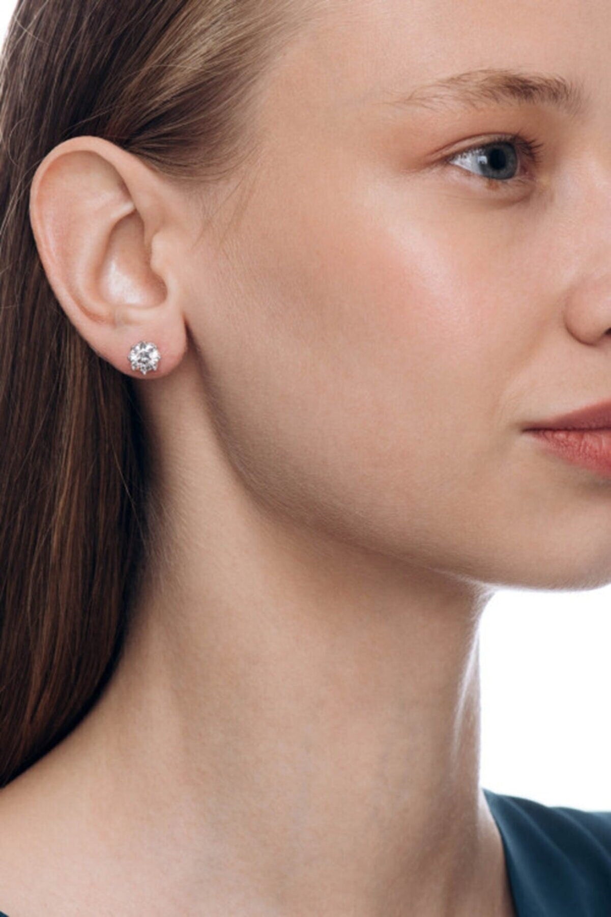 Tiny Gold Diamond Stud Earrings, Round Cut Diamond Stud, Gold Diamond Studs Earrings, Minimalist Earrings, Gift for Her, Cartilage Studs