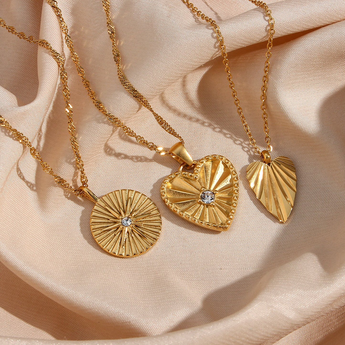 18K Gold Plated Vintage Leaf Texture Heart Pendant Necklace Coin Star Zircon Necklace Gold Plated Jewelry
