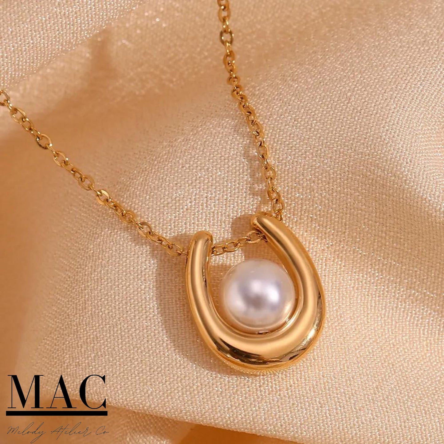Pearl Necklace,Minimalist Pearl Necklace,Gold necklace, pearl necklace,Bridesmaids Gifts,Sun Pendant Necklace with Mother of Pearl